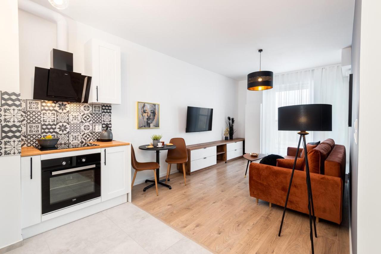 Kairos Apartments -Tower II Premium - Darmowy Parking, Silownia, Sauna - Scisle Centrum Катовице Экстерьер фото