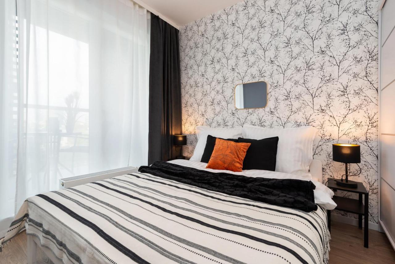 Kairos Apartments -Tower II Premium - Darmowy Parking, Silownia, Sauna - Scisle Centrum Катовице Экстерьер фото